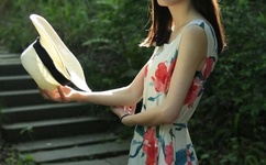 南昌警方通报豪车女醉驾喊YUWEI